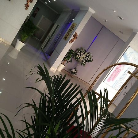 Riviera Apartments Kuwait City Exterior photo